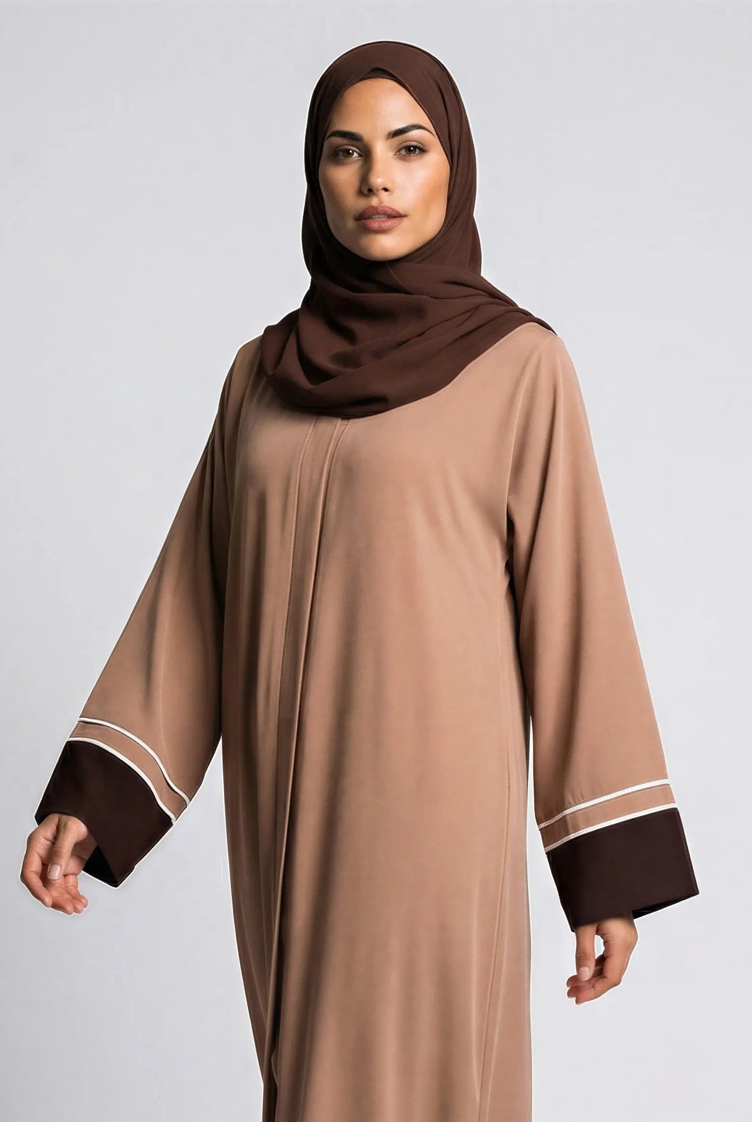 Loose Fit Abaya with Elegant Detail JILBAYA