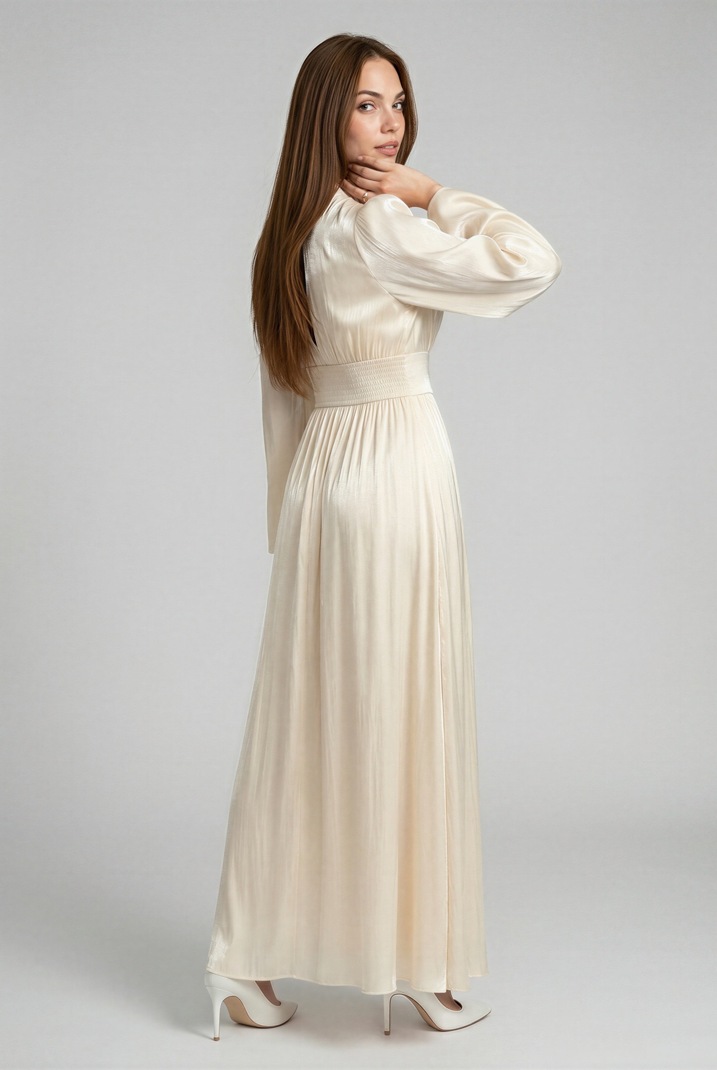 Élan Silk Dress JILBAYA