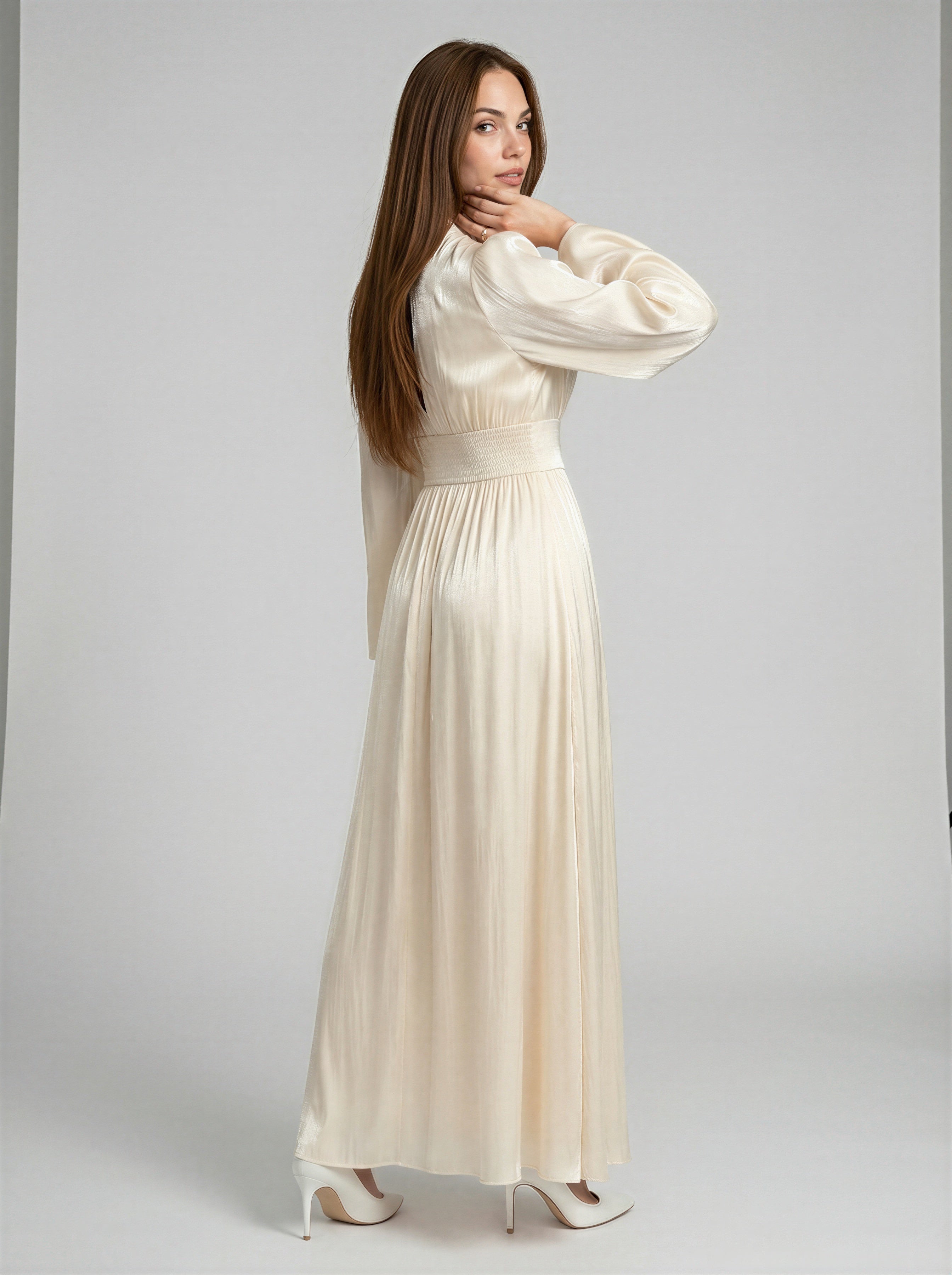 Élan Silk Dress JILBAYA